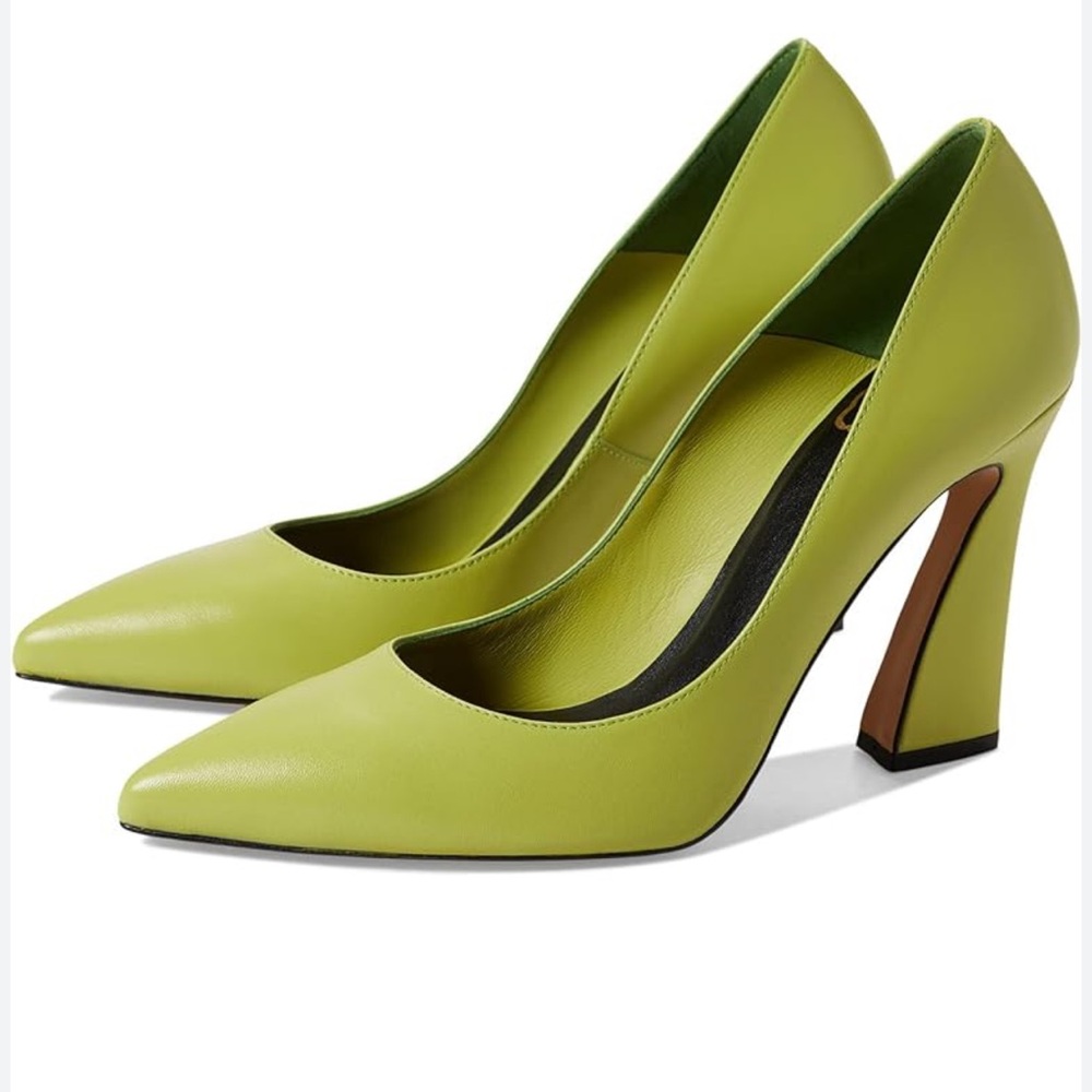 NWOB Ted Baker London TEYMA POINTED TOE COURT PUMP IN GREEN Size 36(6)